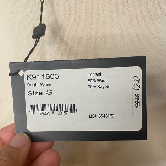 St.John top - Picture 3 of 3